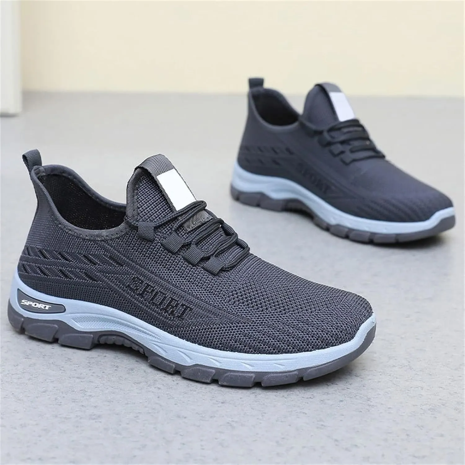 Running Shoes for Men Gym Tennis Athletic Mesh Sneakers Lightweight Sports Fashion Breathable Casual Shoes