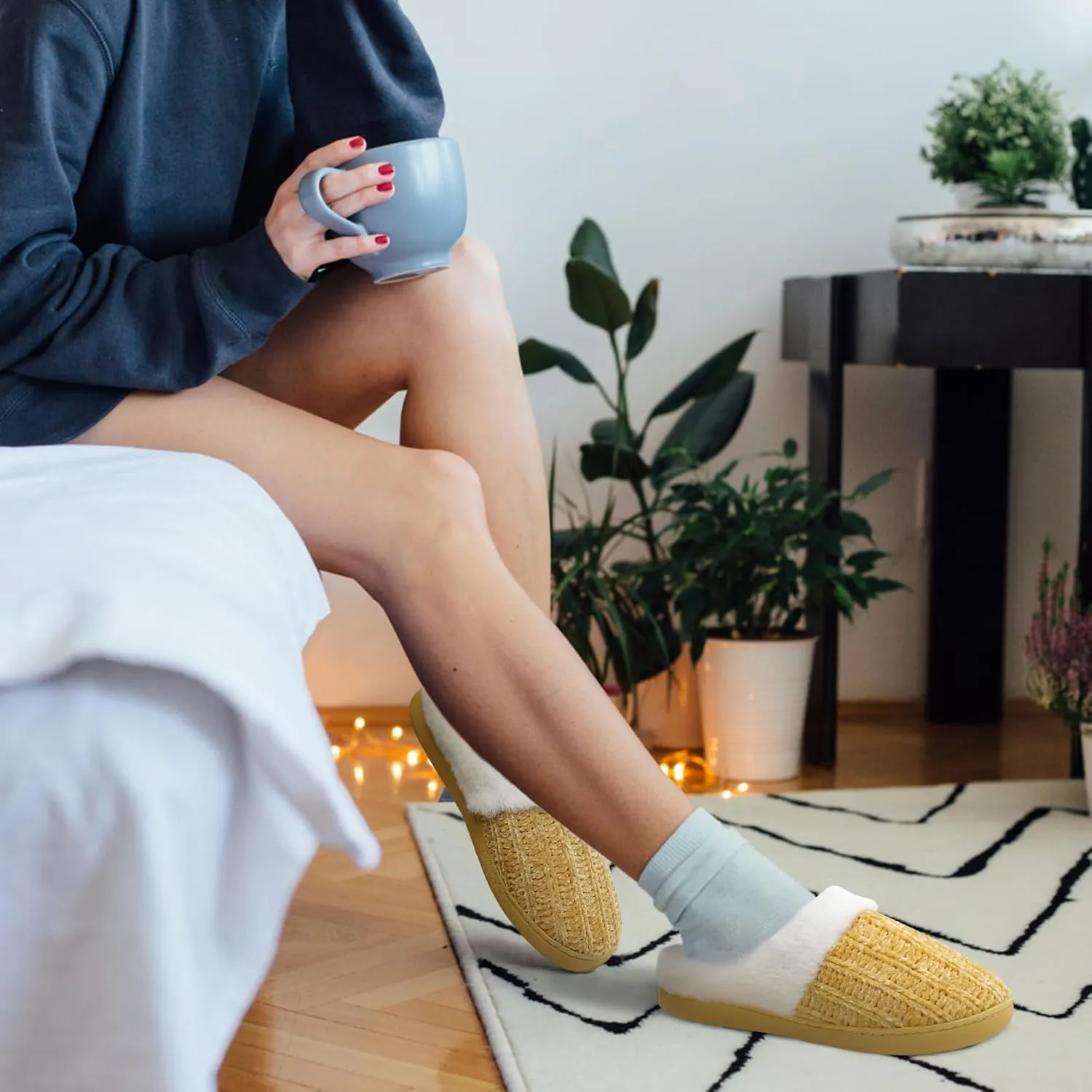 shoeslocker Women's Memory Foam Fuzzy Slippers Knit house shoe for Women Comfy Wool-Like Lined Slippers Indoor Outdoor