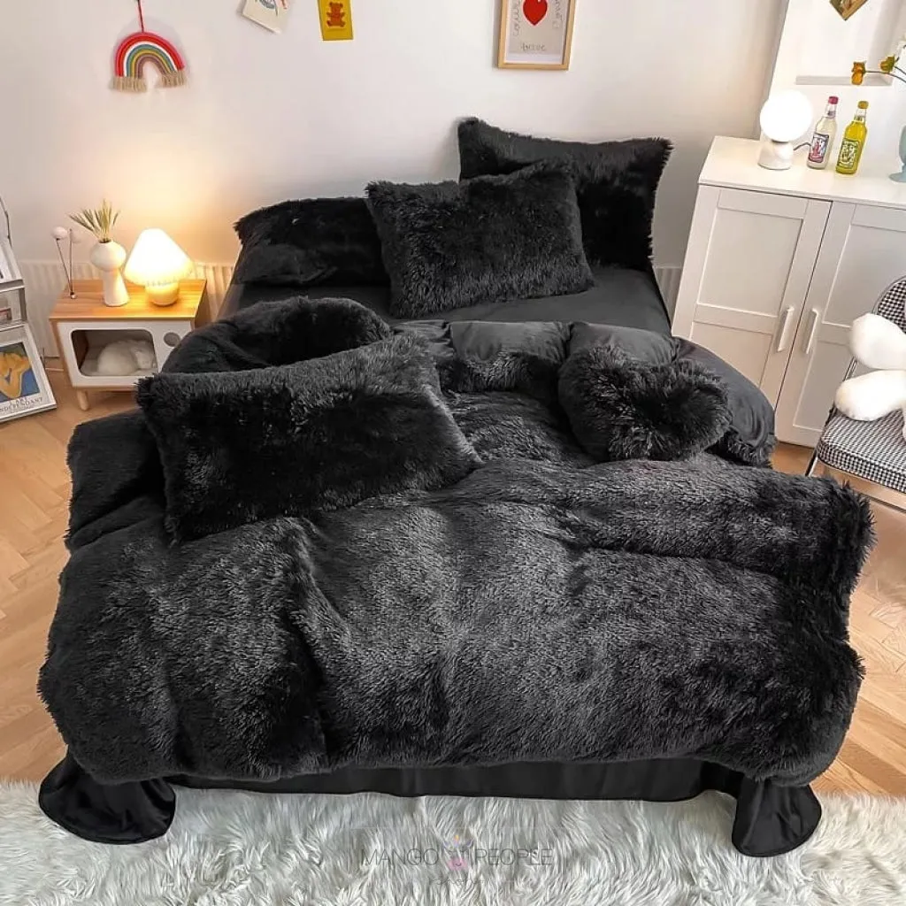 Soft Black Faux Fur Bedding Set