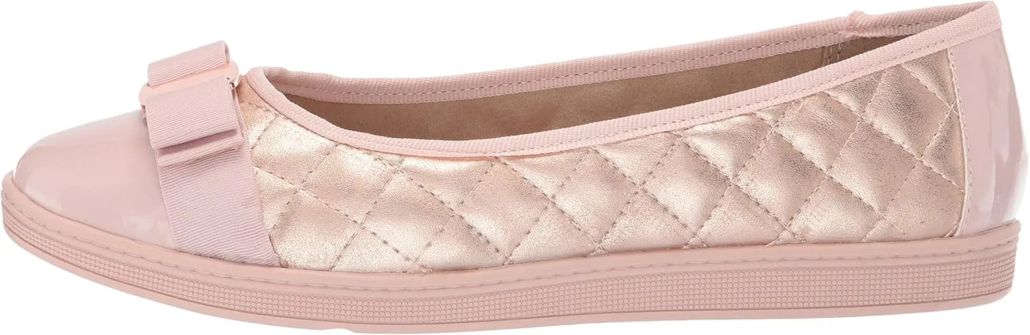 Soft Style Women's Faeth Ballet Flat
