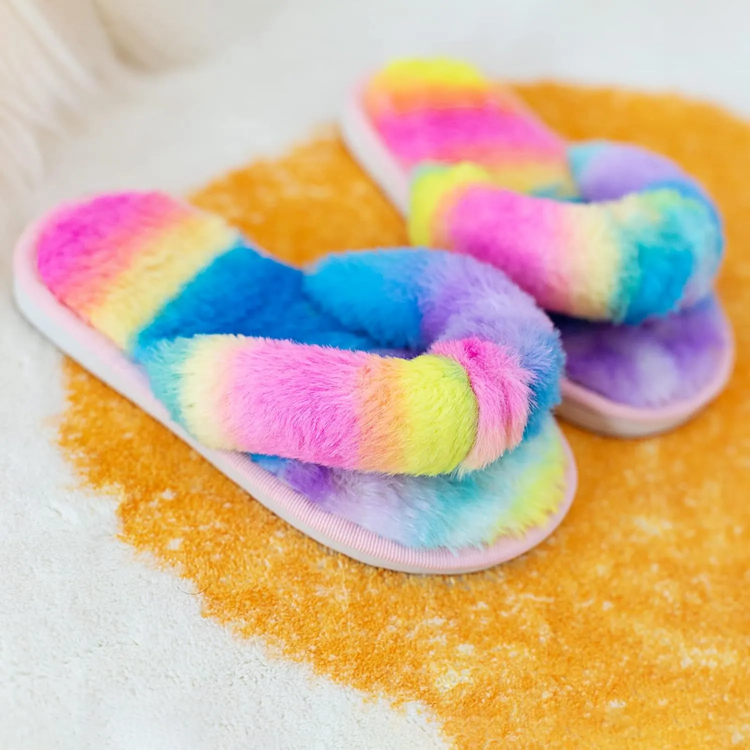 techcity Boys Girls Fuzzy Flip Flop Slippers Kids Cute Soft Comfy Open Toe Fluffy Slip On Thong Flat Sandals House Home Fur Slides Indoor Outdoor