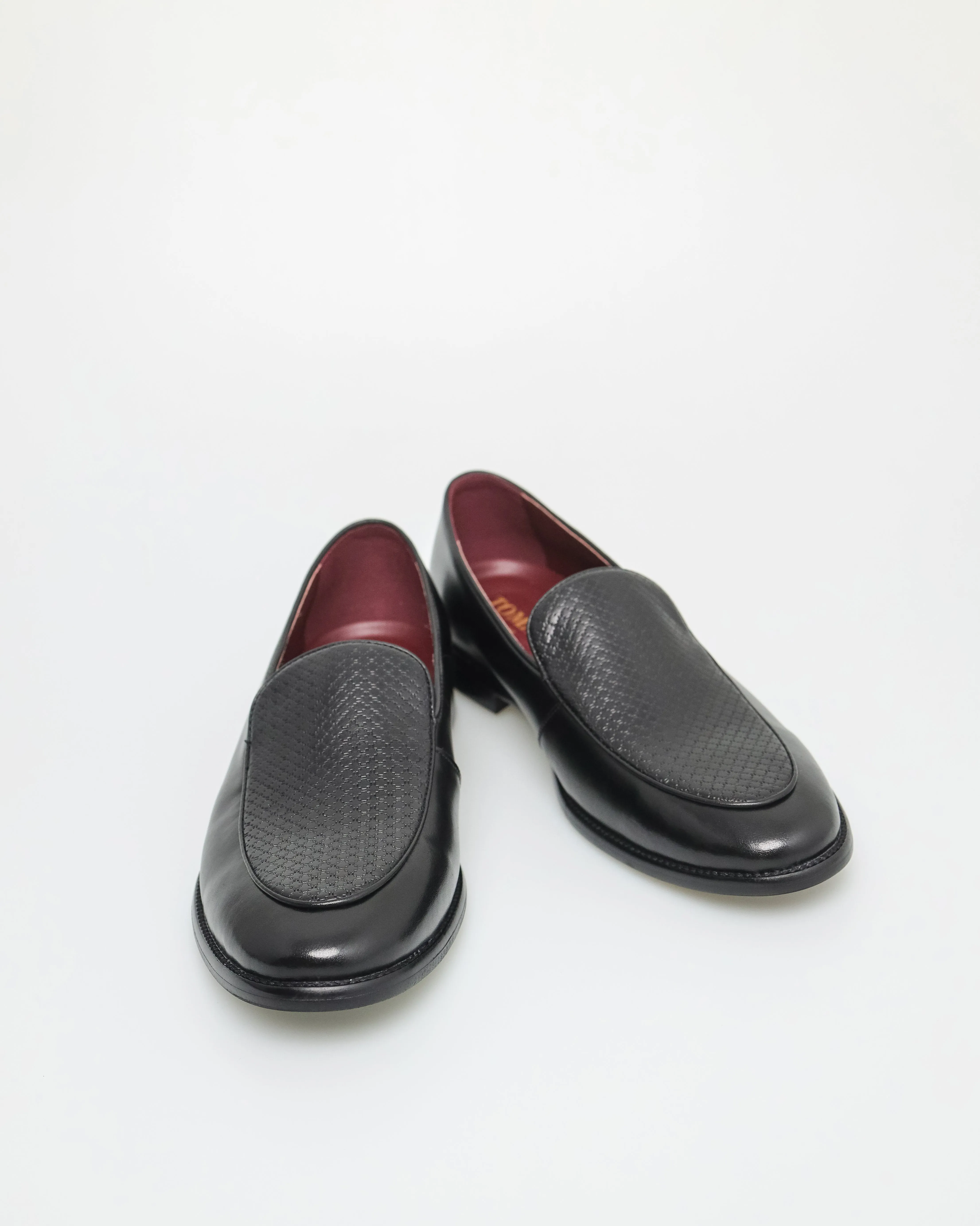 Tomaz HF090 Men's Cosmopolitan Noir Loafer