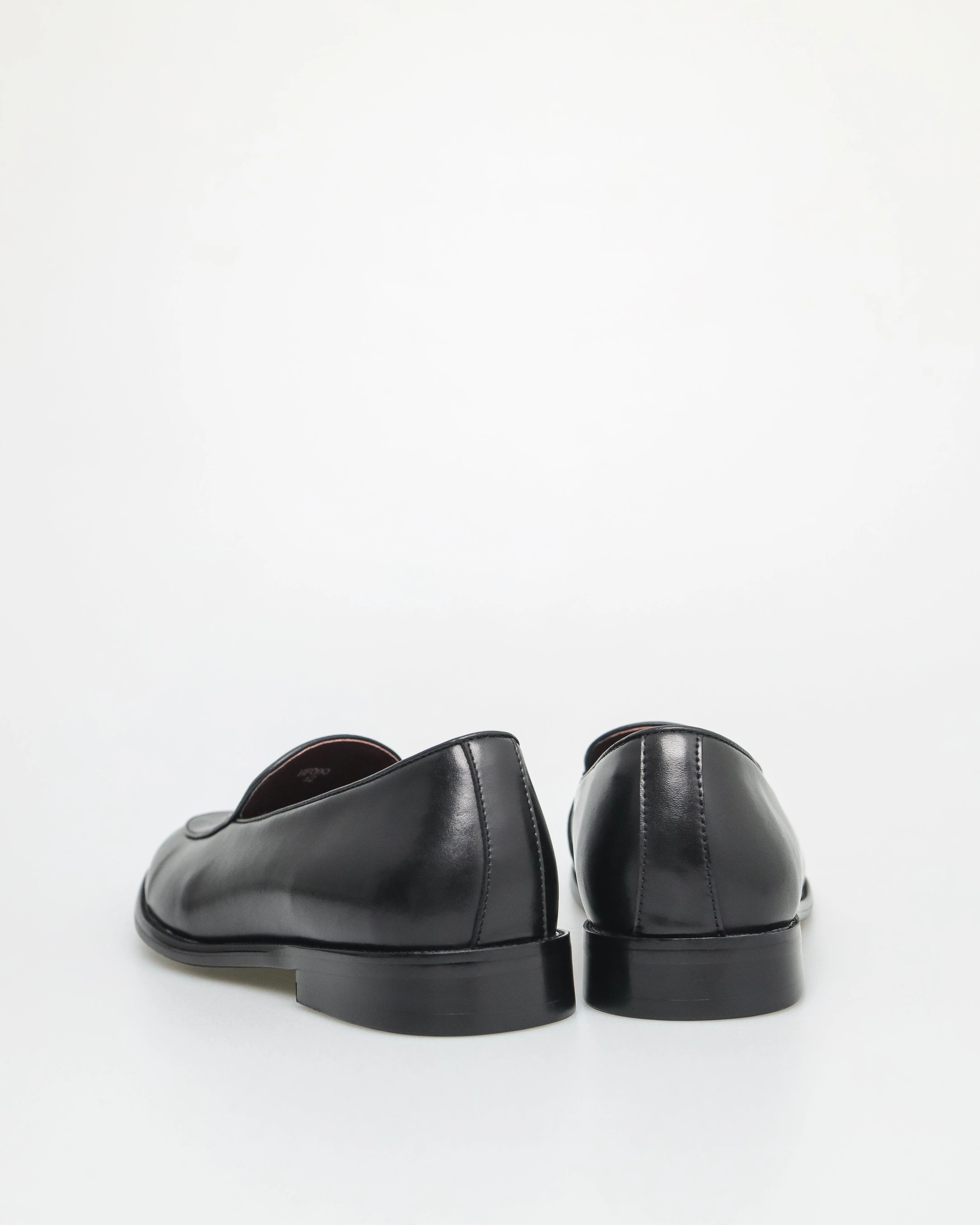 Tomaz HF090 Men's Cosmopolitan Noir Loafer