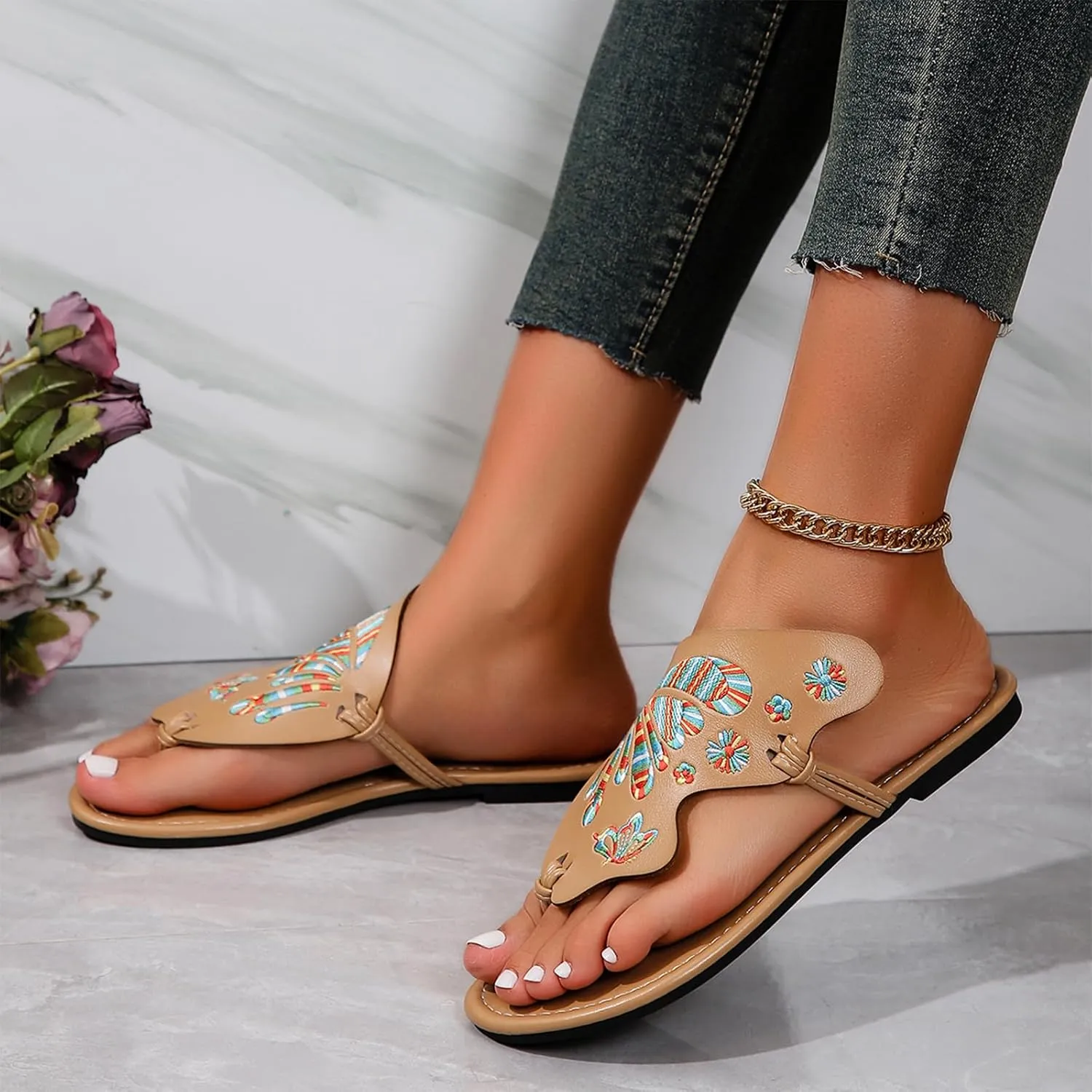 UTIKLIOU Women's Thong Flat Sandals Flip Flops Sandals Casual Slip on Comfortable Slide Sandals Butterfly Embroidered Summer Beach Dress Shoes