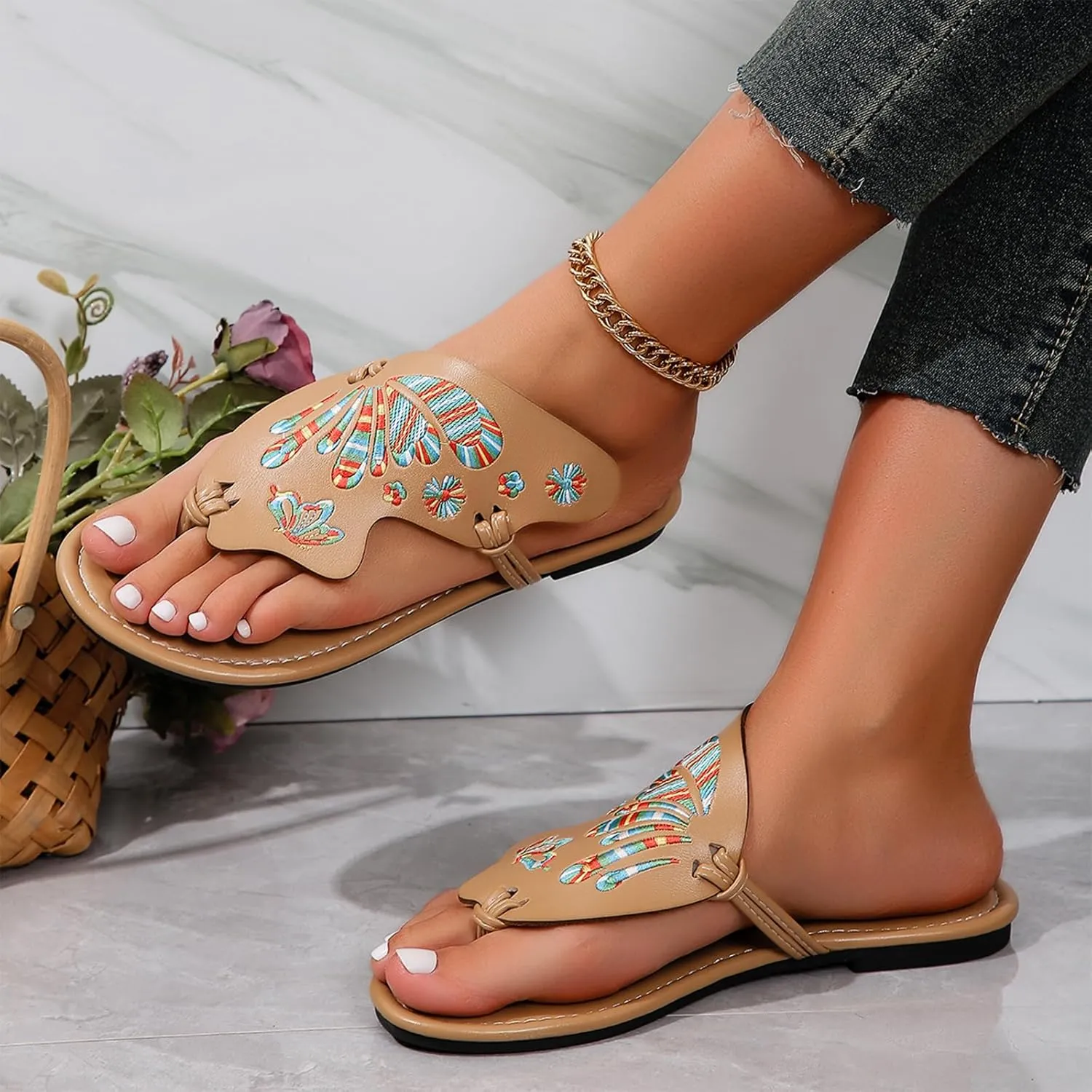 UTIKLIOU Women's Thong Flat Sandals Flip Flops Sandals Casual Slip on Comfortable Slide Sandals Butterfly Embroidered Summer Beach Dress Shoes