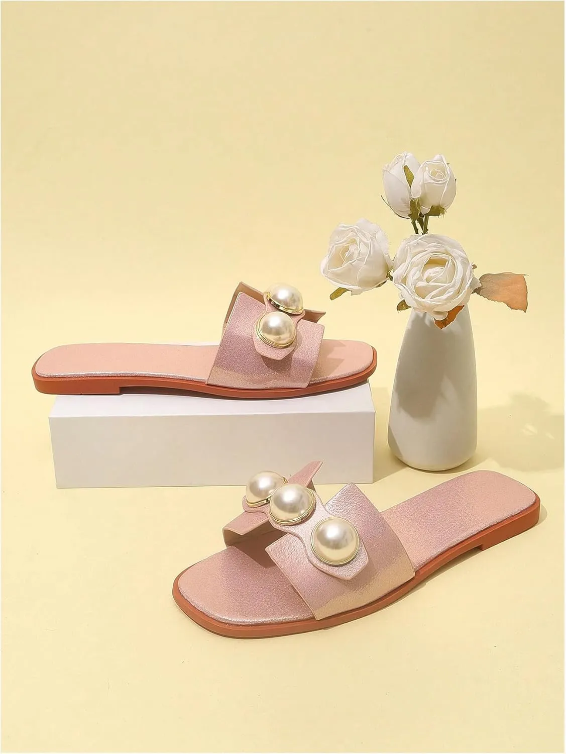 Verdusa Women's Flat Sandals Pearl Sandals Square Toe Summer Slip On Flat Shoes