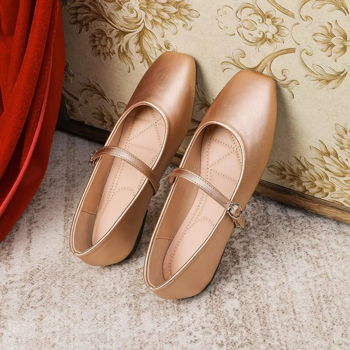 Women Mary Jane Flat Shoes Soft Patent Leather Square Toe Adjustable Buckle Strap Casual Ballet Dance Shoes