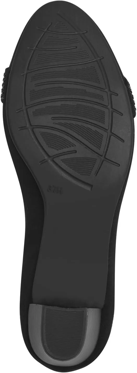 Women's Closed-Toe Pumps
