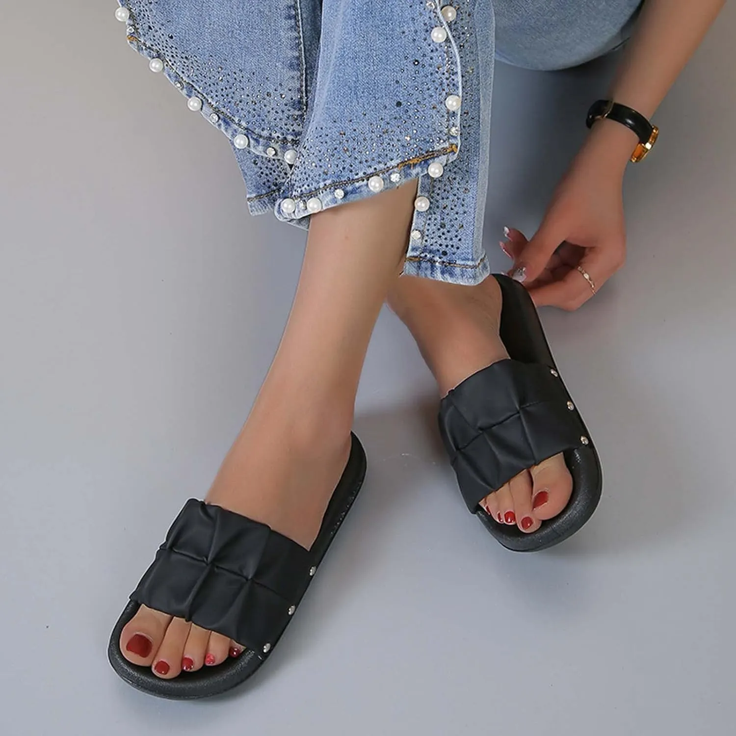 Women's Colorblock Ruched Flat Slipper Soft Anti-Slip Summer Sandals Casual Lounge SPA Slide Comfy Walking Sandal