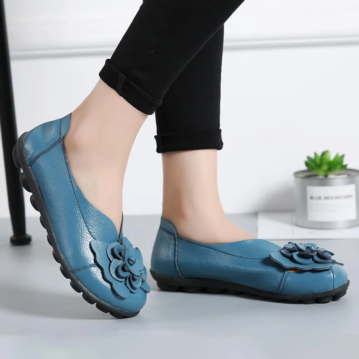 Women's Leather Slip On Loafers,Vintage Handmade Cute Bow Flower Comfy Non-Slip Softsole Walking Casual Dress Pumps