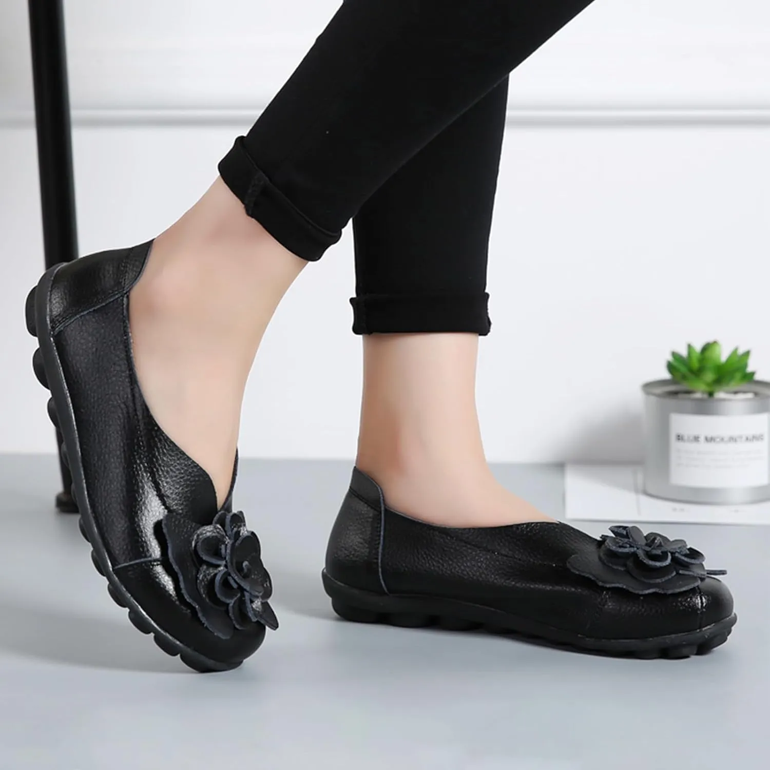 Women's Leather Slip On Loafers,Vintage Handmade Cute Bow Flower Comfy Non-Slip Softsole Walking Casual Dress Pumps